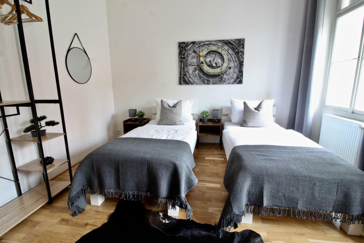 New Design & Style Apartment Old Town Xxl Prag Exterior foto